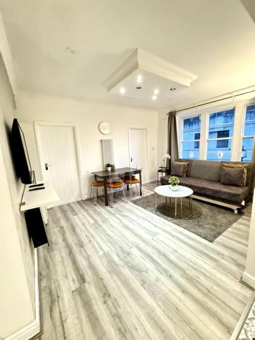 Centrally-Located Gem In Marble Arch, London Bagian luar foto