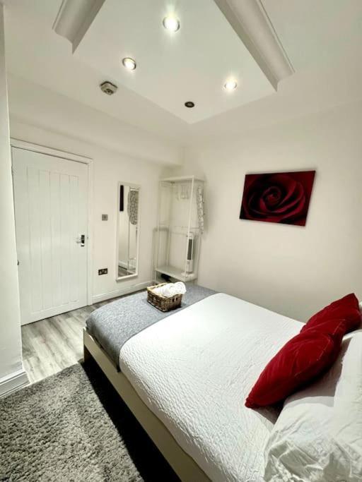 Centrally-Located Gem In Marble Arch, London Bagian luar foto